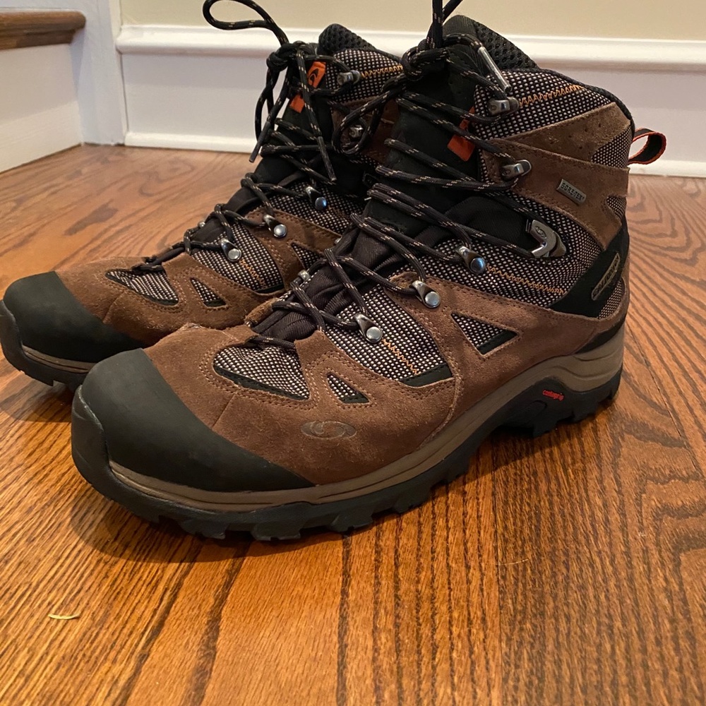 Salomon GORE- TEX Men’s Hiking Boots